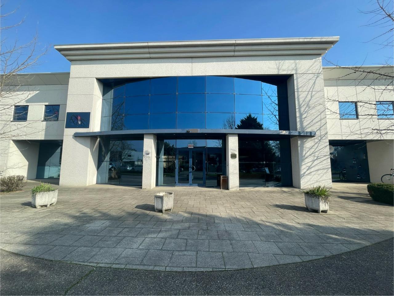 Bureau Eckbolsheim 327m² Location bureau Eckbolsheim Bas-Rhin OLBUR2420504 0